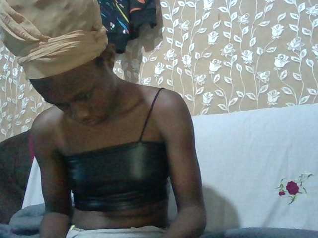 Sexyafricanah001 live cam on BongaCams