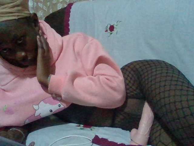 Sexyafricanah001 live cam on BongaCams