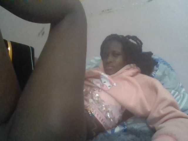 Sexyafricanah001 live cam on BongaCams