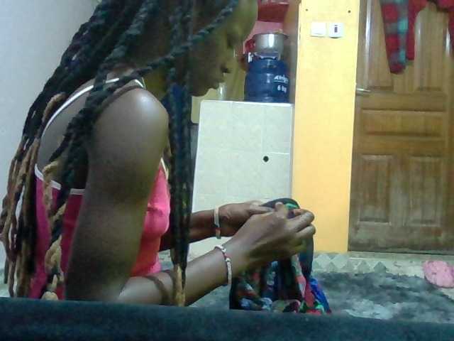Sexyafricanah001 live cam on BongaCams