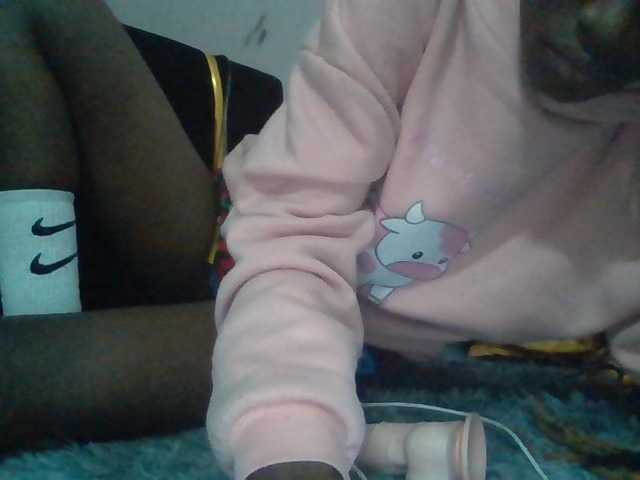 Sexyafricanah001 live cam on BongaCams