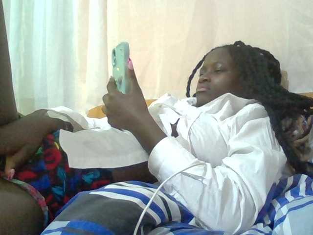 Sexyafricanah001 live webcam show