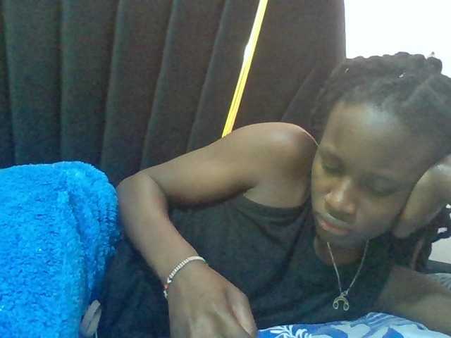 Sexyafricanah001 live cam on BongaCams