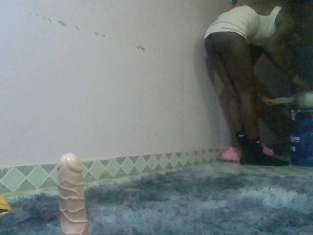 Sexyafricanah001 live cam on BongaCams