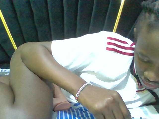 Sexyafricanah001 live cam on BongaCams