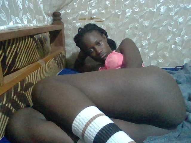 Sexyafricanah001 live cam on BongaCams