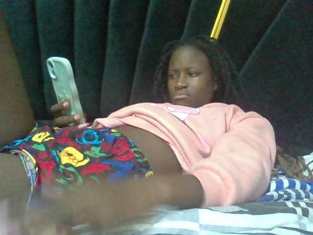 Sexyafricanah001 live cam on BongaCams