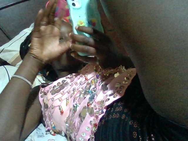 Sexyafricanah001 live cam on BongaCams