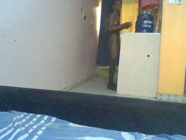 Sexyafricanah001 live cam on BongaCams
