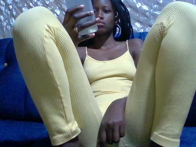 Sexyafricanah001 live cam on BongaCams
