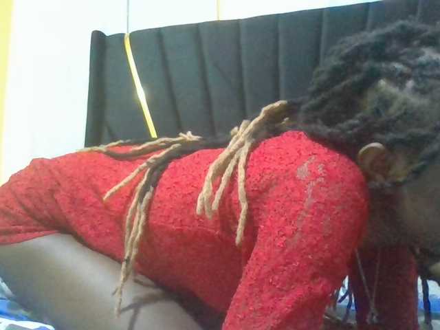 Sexyafricanah001 live cam on BongaCams