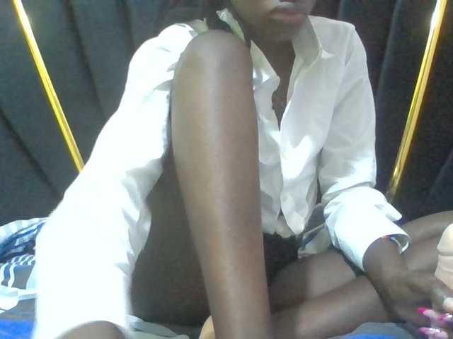 Sexyafricanah001 live cam on BongaCams