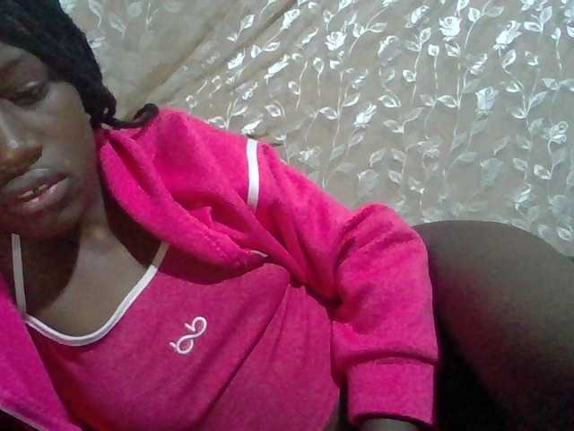 Sexyafricanah001 live cam on BongaCams