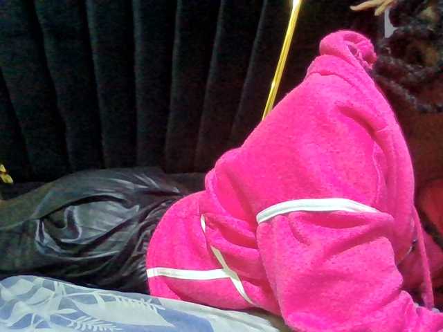 Sexyafricanah001 live cam on BongaCams