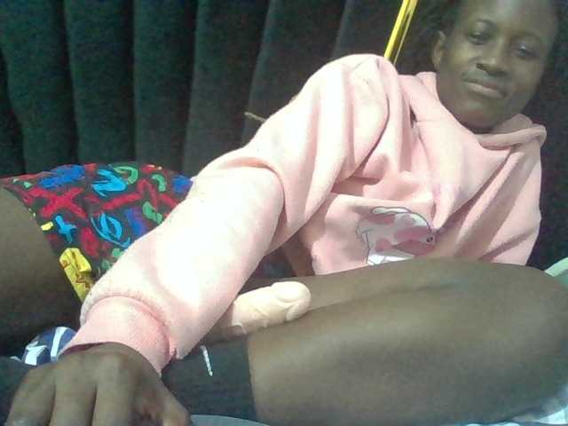 Sexyafricanah001 live cam on BongaCams