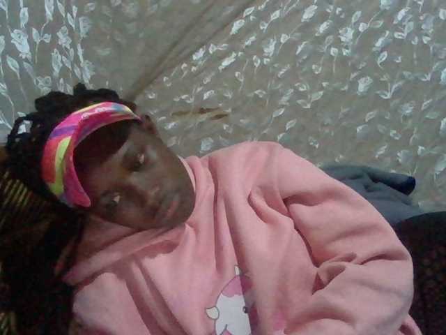 Sexyafricanah001 live cam on BongaCams