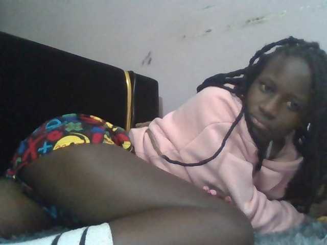 Sexyafricanah001 live cam on BongaCams