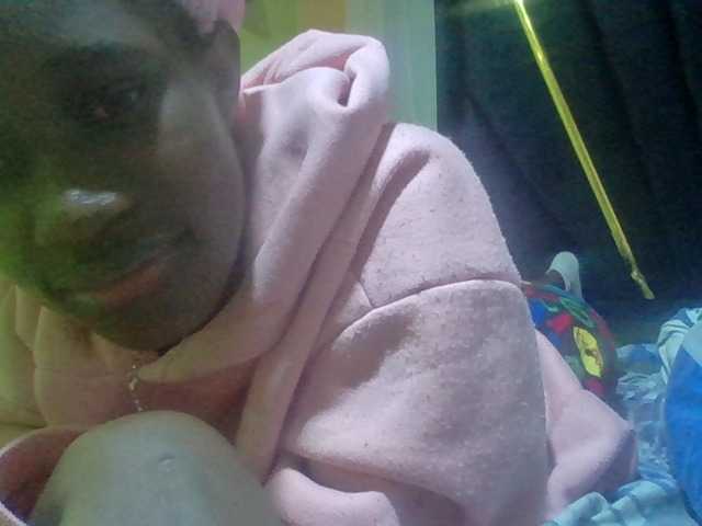 Sexyafricanah001 live cam on BongaCams