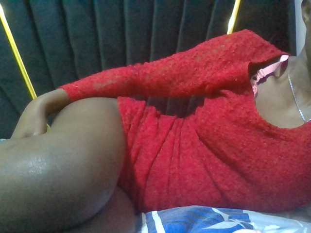 Sexyafricanah001 live cam on BongaCams