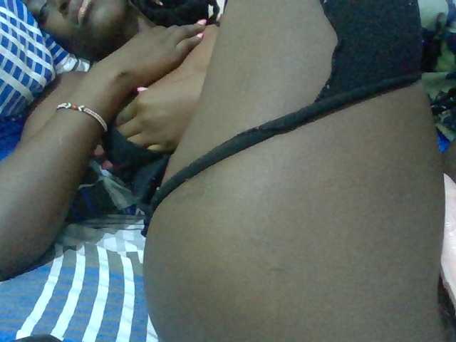 Sexyafricanah001 live cam on BongaCams