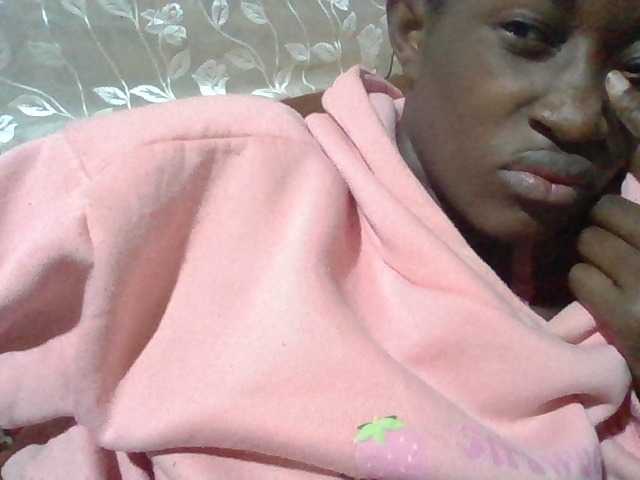 Sexyafricanah001 live cam on BongaCams