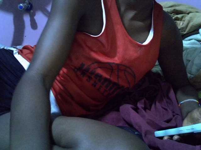 Sexyafricanah001 live cam on BongaCams