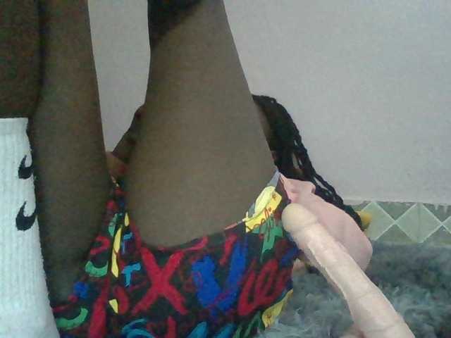 Sexyafricanah001 live cam on BongaCams