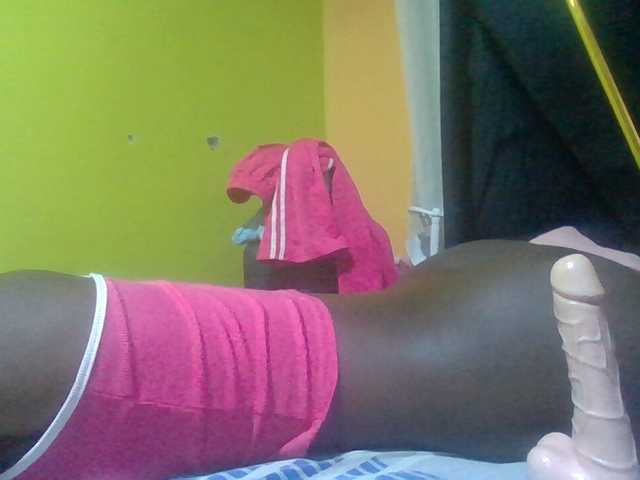 Sexyafricanah001 live cam on BongaCams