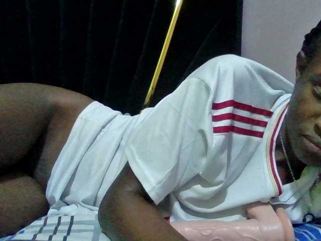 Sexyafricanah001 live cam on BongaCams