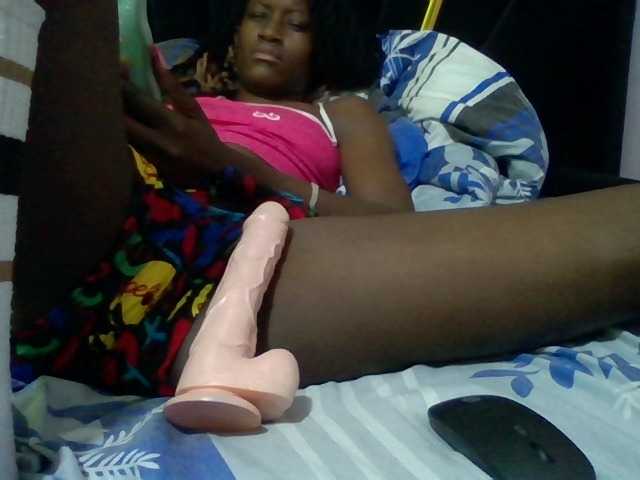 Sexyafricanah001 live cam on BongaCams