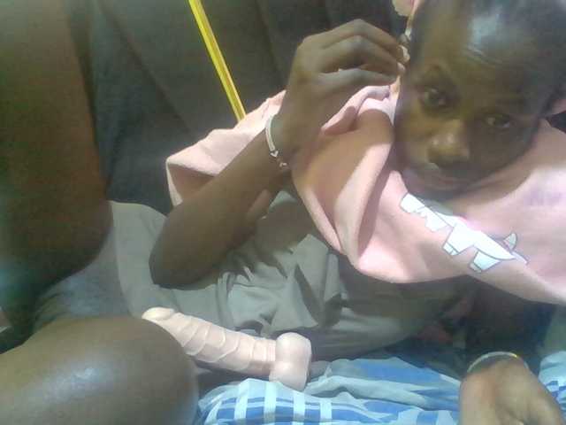 Sexyafricanah001 live cam on BongaCams