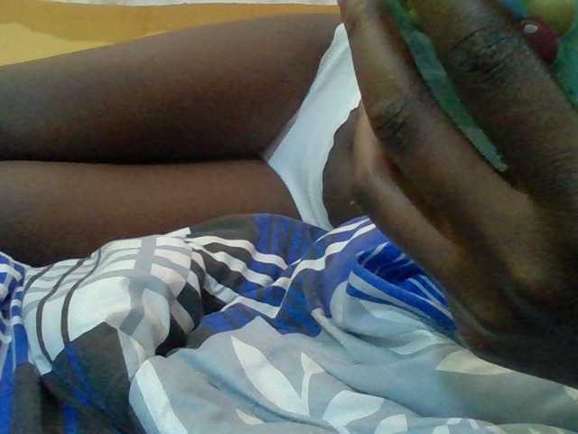 Sexyafricanah001 live cam on BongaCams