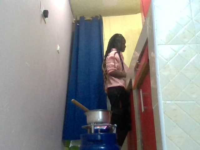 Sexyafricanah001 live cam on BongaCams