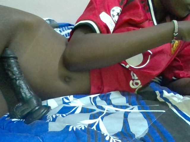 Sexyafricanah001 live cam on BongaCams