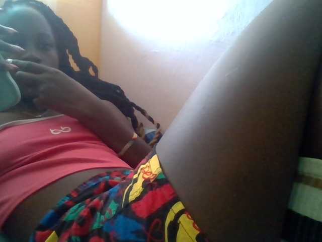 Sexyafricanah001 live cam on BongaCams