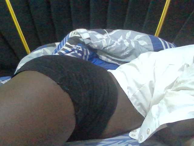 Sexyafricanah001 live cam on BongaCams