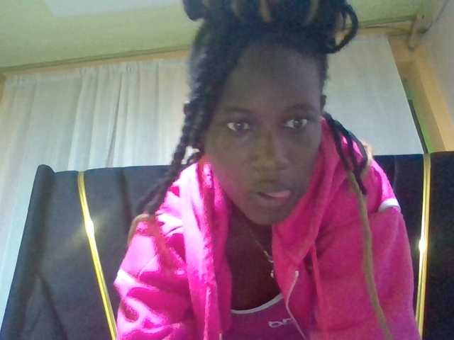 Sexyafricanah001 live cam on BongaCams