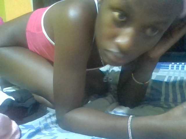 Sexyafricanah001 live cam on BongaCams
