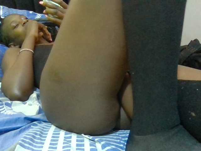 Sexyafricanah001 live cam on BongaCams