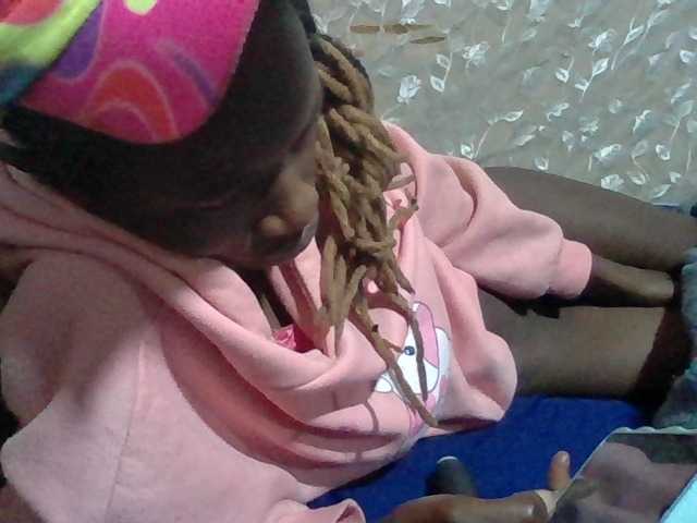 Sexyafricanah001 live cam on BongaCams