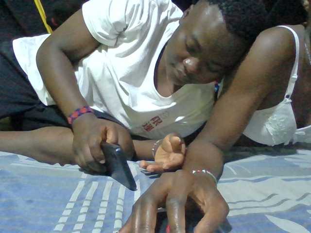 Sexyafricanah001 live cam on BongaCams