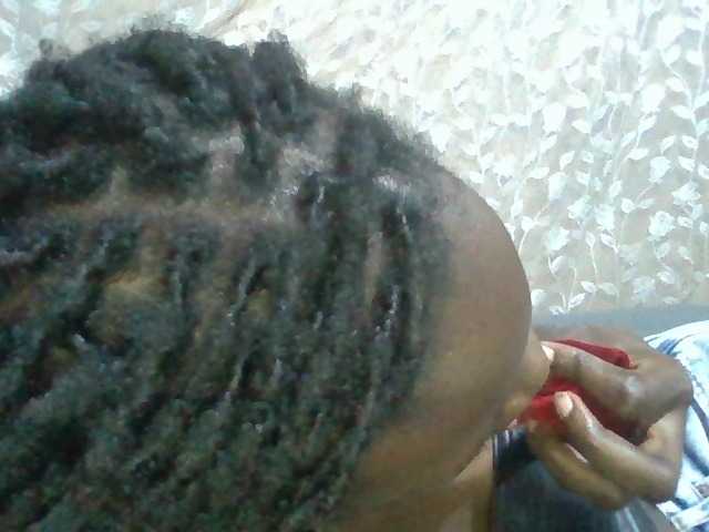 Sexyafricanah001 live cam on BongaCams
