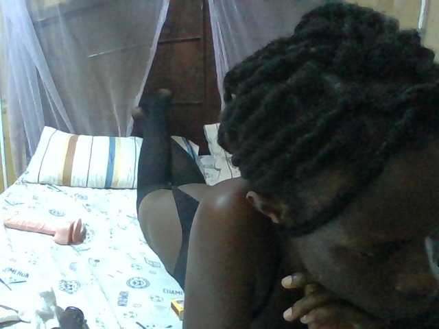 Sexyafricanah001 live cam on BongaCams