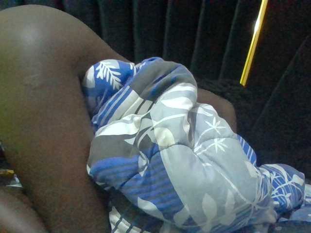 Sexyafricanah001 live cam on BongaCams
