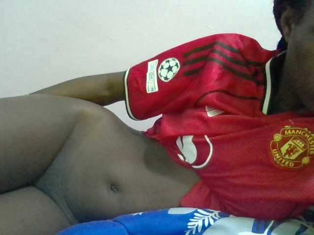 Sexyafricanah001 live cam on BongaCams