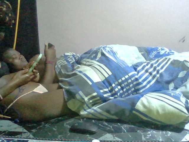 Sexyafricanah001 live cam on BongaCams