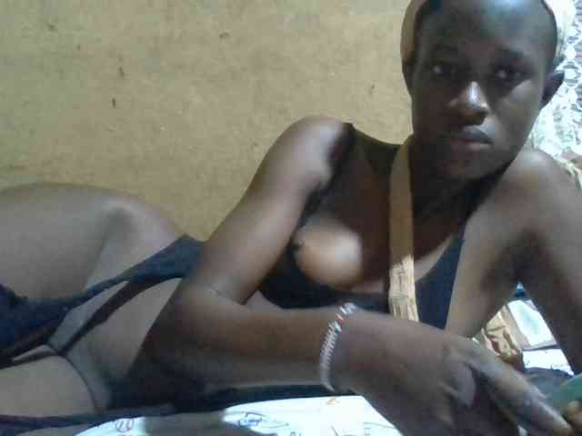 Sexyafricanah001 webcam