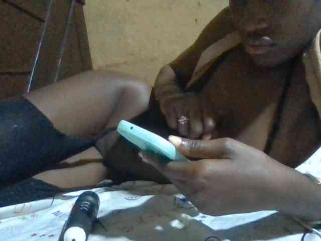 Sexyafricanah001 webcam