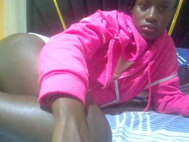 Sexyafricanah001 webcam