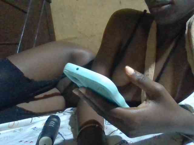 Sexyafricanah001 webcam
